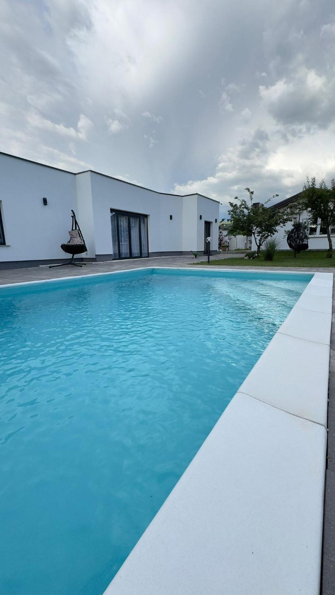 Family Estate Hadzalova Avlija Villa Bihać Екстериор снимка